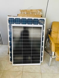 تتوفر الواح صغيره مصنع اوربي 120W و100W  للاستفسار 07830622814