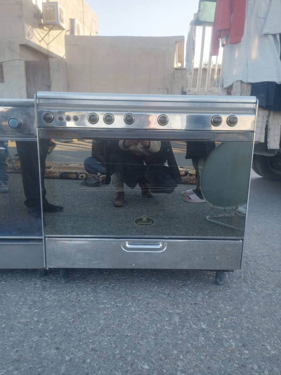 طباخات للبيع نضافه ٩٥ ب ١٠٠ شرط الشغل نار زركه مابيها لا هيس ولا صفرار شراي تفضل خاص او الاتصال ع الرقم ***********
