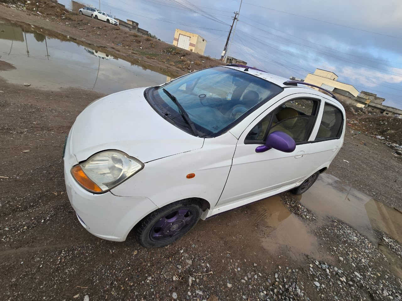 سلام عليكم سياره كوكو البيع ادوات مكصوص  محرك وكير شرط وصدر كهربايات كلها شقاله سياره جديده تفيا نار وتبريد ثلج السعر 25 وبيه مجال بس بيع فقط مكان السياره الشرقاط ***********
