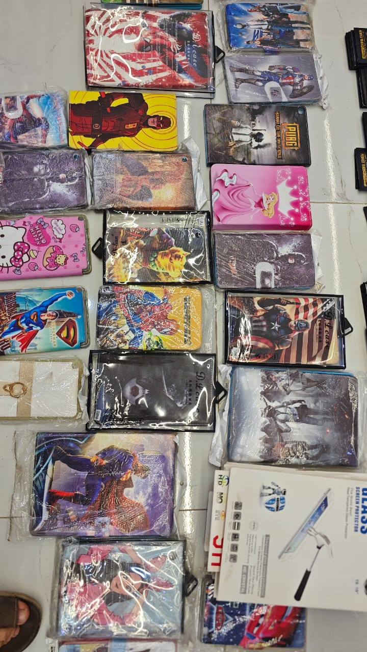 كفرات  ولزكات ايبات ومبايل انواع شلعه ابيع. ورخيص
لزكه مبايل عدد160 انواع مبايلات 
لزكه ايبات انواع 25
وكفرات مشكله طالع من جيس بس جدد عدد225
كفرات ايبات مشكل عدد55 
ابيع شلعه 
وعندي كفرات ايفون 12 وايفون 13 ويفون 11 بناتي رجالي مشكل بس كله جديد


**إذا كنت صاحب هذا الإعلان وتريد حذفه لأي سبب، رجاءا أرسل رسالة إلى الدعم الفني**