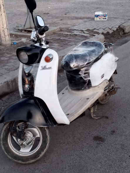 السلام عليكم 
كلاسك 60 للبيع 
دراجه شلعه معدل تخبل دراجه كلها تشتغل 
السعر : 250 وبيها مجال 
العنوان : بغداد الشعب شارع الصحه 
الرقم: ***********
