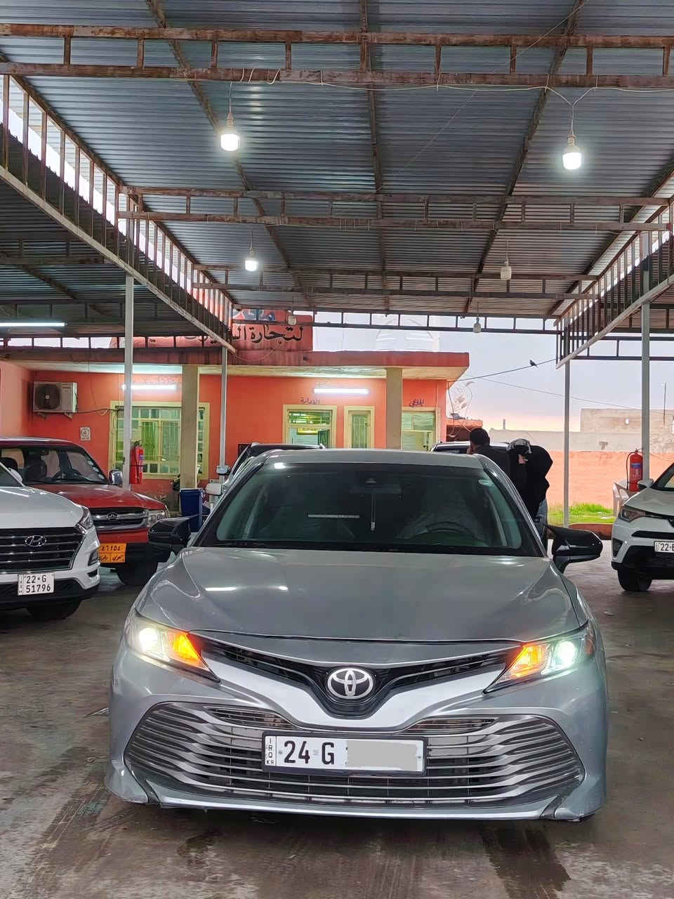 سلام عليكم سيارة تويوتا كامري موديل 2018 مواصفات LE
رقم سنويه هزا جديد بيه كوبون بانزين ماشيه 200_مكينه كير شرط ضرر نص بوند صبغ وبيه شبر بالجاملغ تعديل 
مراوسه حسب القناعة
عنوان طريق اربيل موصل ناحية برطلة
للاستفسار ***********/***********
السعر 180$$ وبي مجال
