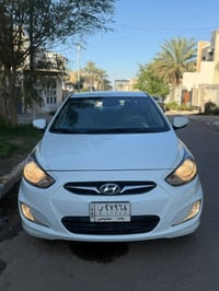 سيارة هيونداي اكسنت 2013 محرك 1600 نظيفة جدا مال بيت مطالعه الله يشهد ...