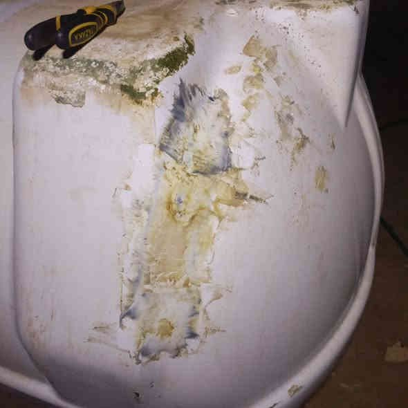 لحيم تانكيات بلاستك ضمان سنة مع خدمة لحيم للبيوت بدون كهرباء ***********
