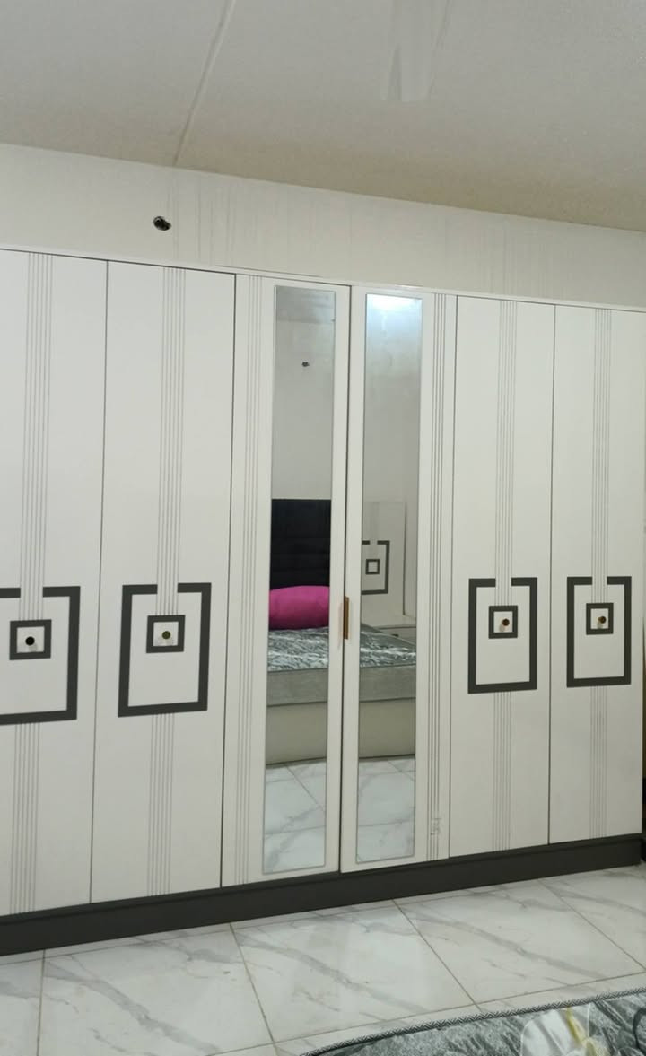 غرفة نوم جديدة ممستعملة
درجة اولى 
النجف الأشرف مجمع الغدير 
الاتصال على الرقم 
***********
