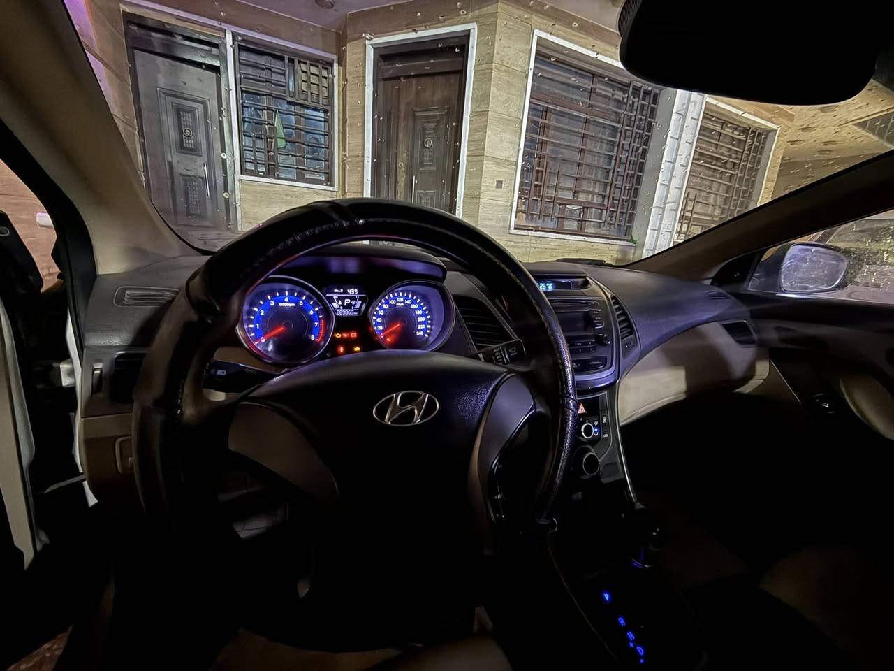 السلام عليكم النترا خليجي  موديل ٢٠١٤ معروضه ١٠٥ وبيها مجال بسيط السياره باسمي تحويل ثاني يوم  السياره  مكفوله  كفاله عامه من الضرر وتبديل محرك كير كفاله شرط السونار 
       📞: ***********
