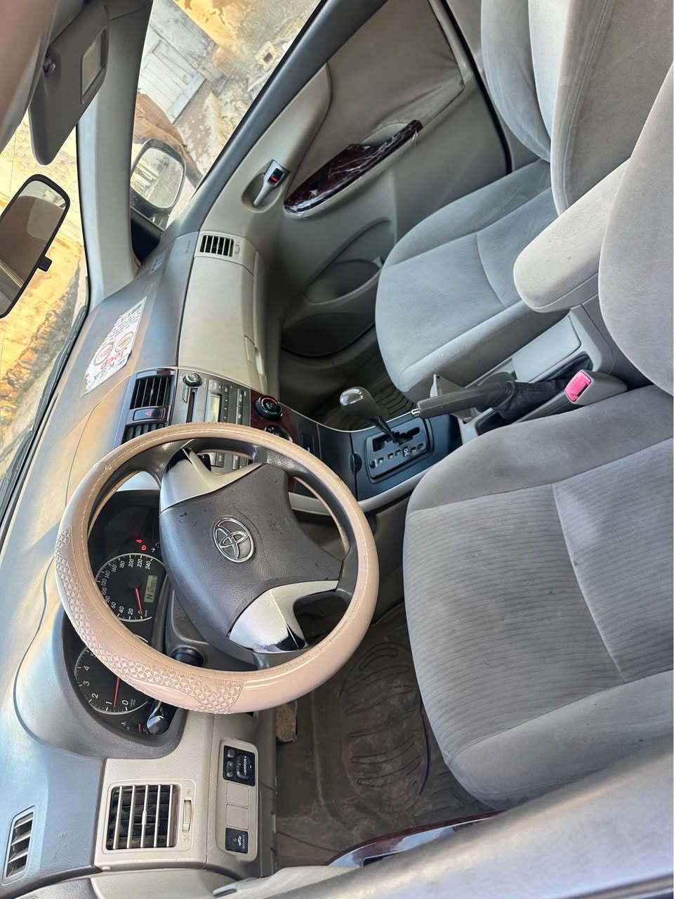 تویوتا کرولا ٢٠٠٩ مەکینە گەورەیە دوو پارچەو دوو پەڵەی هەیە سەنەوی تازە بەسر چوو کوبونی بنزینی هەیە سعری ١٠٢ گەڵا
***********
کورک *********** شمشمل, السليمانية
