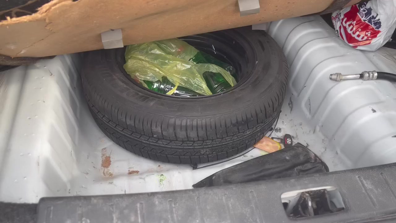 السلام عليكم ورحمة البيع نيسان سني فول موصفات موديل ٢٠٢٤ مقفوله من الصبغ ولا تبديل بيه شويه بارد بينه بلصور بس هذني تخم تايرات تفاصيل داخل صور السعر  ١٢٢ رقم *********** $. ***********
