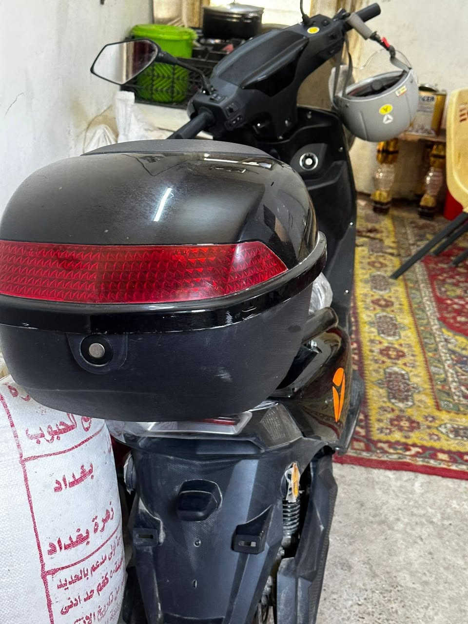 عيوني دراجة شحن للبيع الراغب يتصل بالرقم نوع YADEA RN
بغداد حي الجهاد

الدراجة تعمل بشكل ممتاز بيها بعض الملاحظات بالكفر السعر مناسب 

***********
