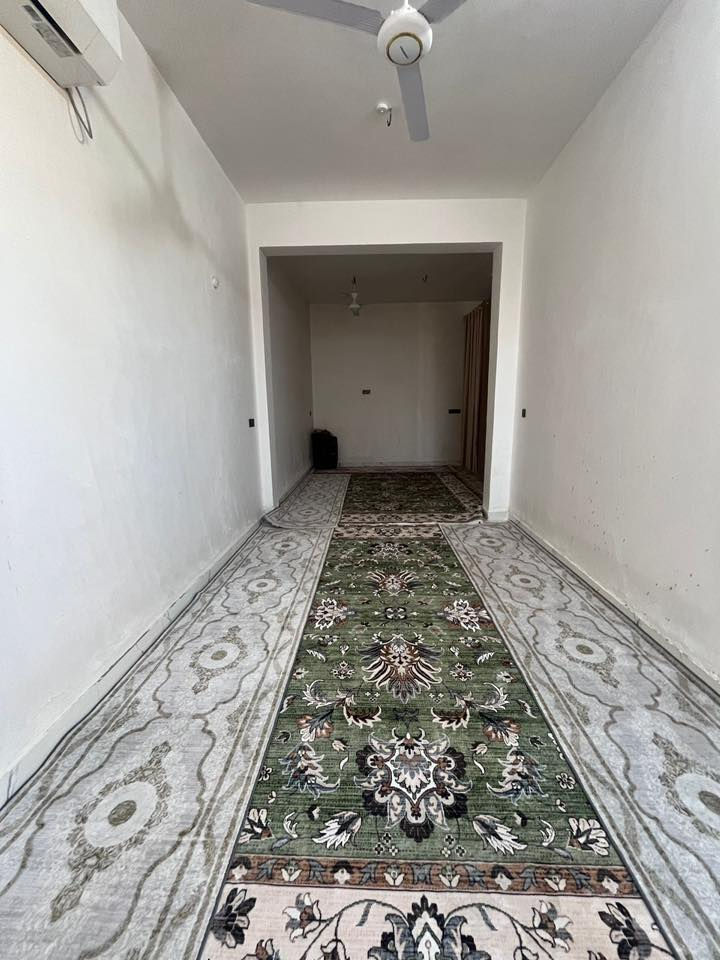 بيت للبيع مساحته ١١٢ونص متر طابو صرف حي النضال بناء جديد طابقين يحتوي على استقبال وصالتين و٣ غرف نوم ومطبخ و٤ صحيات ***********
