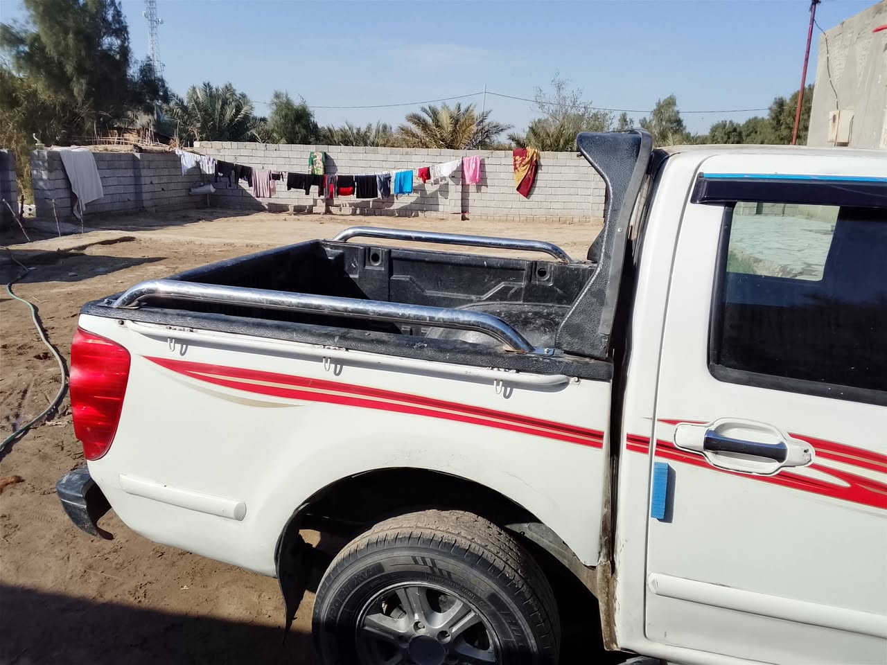 كريت ويل مديل 2012 سنويه ال 27
صاحبه بل حله اكابلك وياه رقم قادسيه 
بيه خياس ومعمر وباقي مكفوله من ضربه ولكص 
السعر 55 وبيه مجال قليل 
***********
