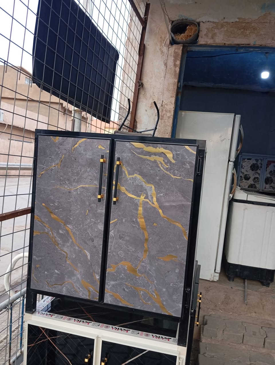 طوز صلاح الدين اشتري وبيع اي حاجة منزلية غرفت نوم ديوان ثلاجة مجمدة طباخ كونتر أي  حاجة منزلية ***********..***********
