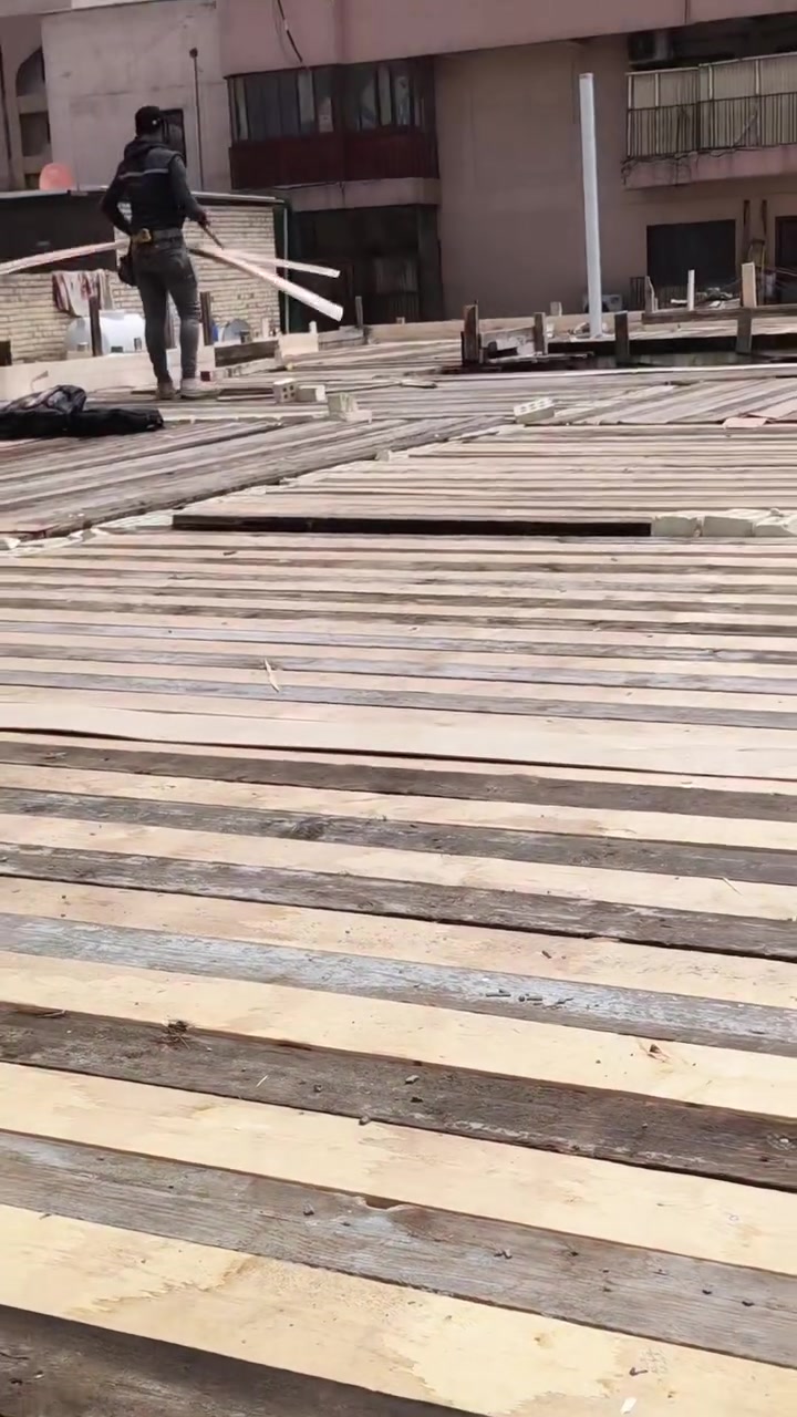 تم والله الحمد تجهيز منزل موقع لكراده مساحه ٢٢٠م سيد علي نجاره وتسليح وصب ***********//***********
