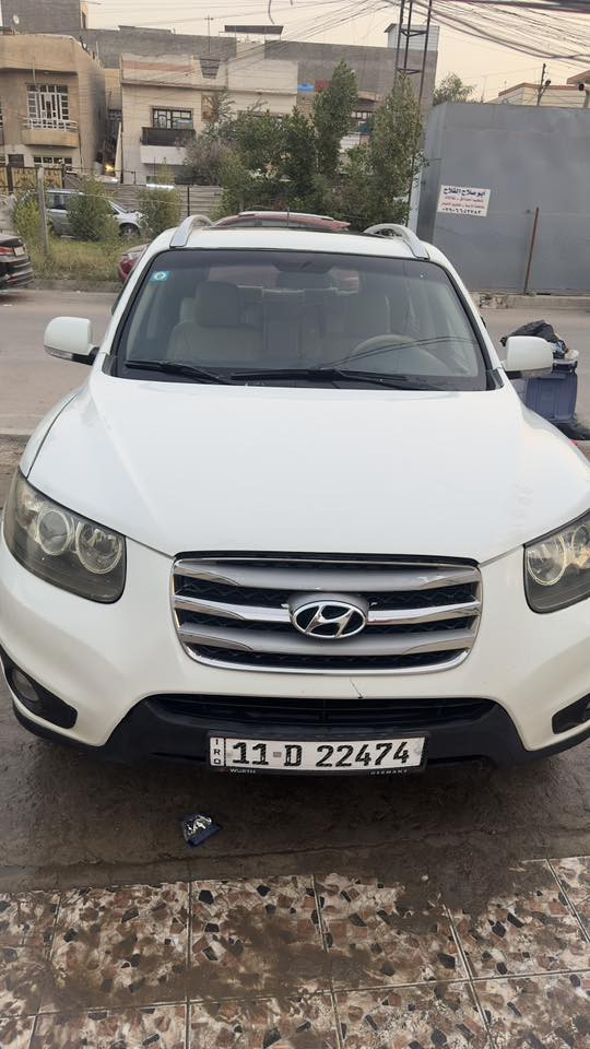 سلام عليكم للبيع
هونداي سنتافيا 2010 رقم بغداد 

خليجي سياره بيه صبغ قطعتين بسيطه  

فول المواصفات 1/1 

فتحه سقف 

بصمه ابواب 

بصمه تشغيل 

كشنات اماميه كهربائيه 

تحكم استيرن جهتين 

شاشه 

كامره  
ويل كب كروم 

7 راكب 

3 قطع تبريد 

سياره جديده وجاهزه مكينه وكير شرط حداده تخم تاير جديد (تبريد كمبريسر ضعيف) 

مـكـان-سـياره-بغداد

الــسعر: 14000وبيها مجال 

الاستفسار اكثر 

***********
