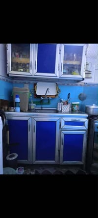 ثلاجه حجم كبير فقط ماطورها مبدل تبريدها ثلج سعره 125 الف وبيه مجال  كا...