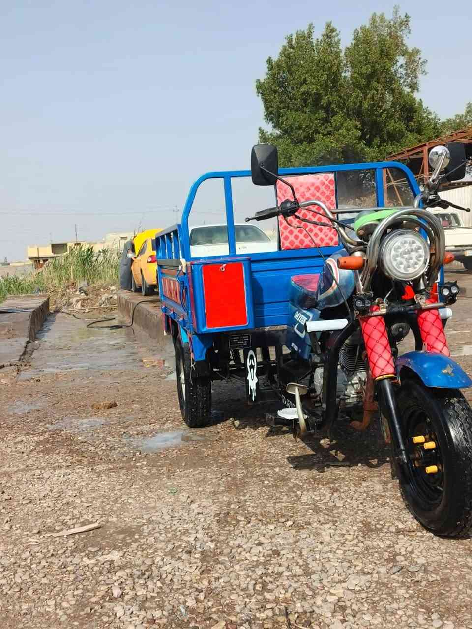 السلام عليكم  ستوته للبيع موديل 16محرك لاتنقيص ولاتبخير كهربائيات كلها شغاله رقم واسط  نكليزي   تحويل  السعر مليونين  ونص  وبيه مجال 
مكاني ذي قار قضاء الدوايه 
***********
