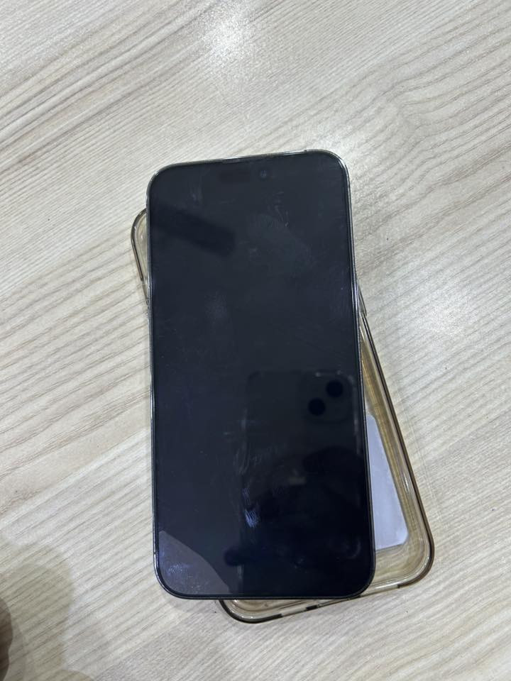 جهاز آيفون 14 برو ماكس 
جهاز بلدي مامفتوح بي شي  
جهاز بطاريه 87 
نسخه شرق واسط
سعر 925 بي مجال 
رقم ***********
