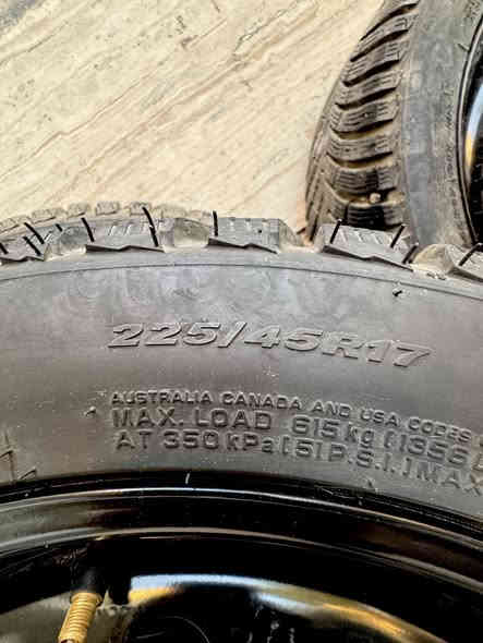 تخم ويل عادي جديد جداً زيرو بس واحد بي كروة بسيطة حجم 17 - 45 - 225 والنقشة مال تايرات شوية خشنة التخم معروض 225 الف للاستفسار ***********
