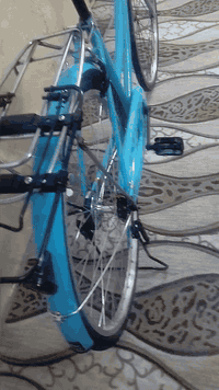 سلام عليكم بايسكل للبيع سعره 65 قفله كامل جوملاغات ويا مال معتاز نضيف كلشي معايز المكان كوفه الرقم ***********0
