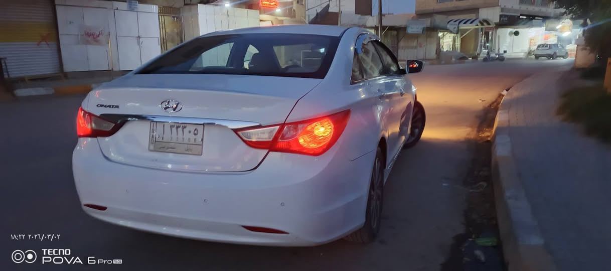 السلام عليكم تحيه طيبه...
للبيع فقط هونداي سوناتا موديل 2013 وارد خليجي داخل بيجي محرك 2400 دوش مكفوله كفاله عامه من الصبغ والفتح والتبديل السياره جديده على وضع الشركه رقم بابل 
المواصفات.. 
تبريد خلفي 
كشن السائق كهرباء ثلاث وضعيات 
تحكم ستيرن 
حساسات خلفيه 
شفتات بل ستيرن 
مري شفط 
اشاير بل مري 
ويل كب اصلي 
ايرباكات بل ستيرن وبل دشبول 
تبريد ثلج تتفاه شغاله تخم تاير جديد حداديه جديده السياره كلش نضيفه ما عدى بارد كد اربع اصابع في باب الصدر والباقي شرط تفحص بل سونار 
السعر /133 وبيهه مجال قليل 
العنوان / بابل محاويل 
للاستفسار على الرقم فقط بدون خاص/***********

