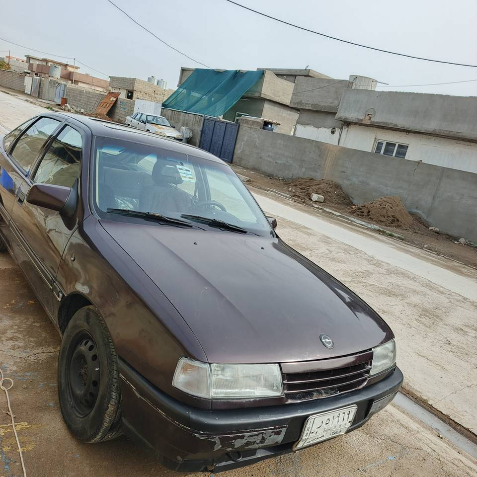 اوبل فكتر للبيع سياره نضيف حيل مال بيت موديل 91 سنويه منتهي دفتر بنزين مابي قطر خياس سعر 32بي مجال *********** كركوك, العراق
