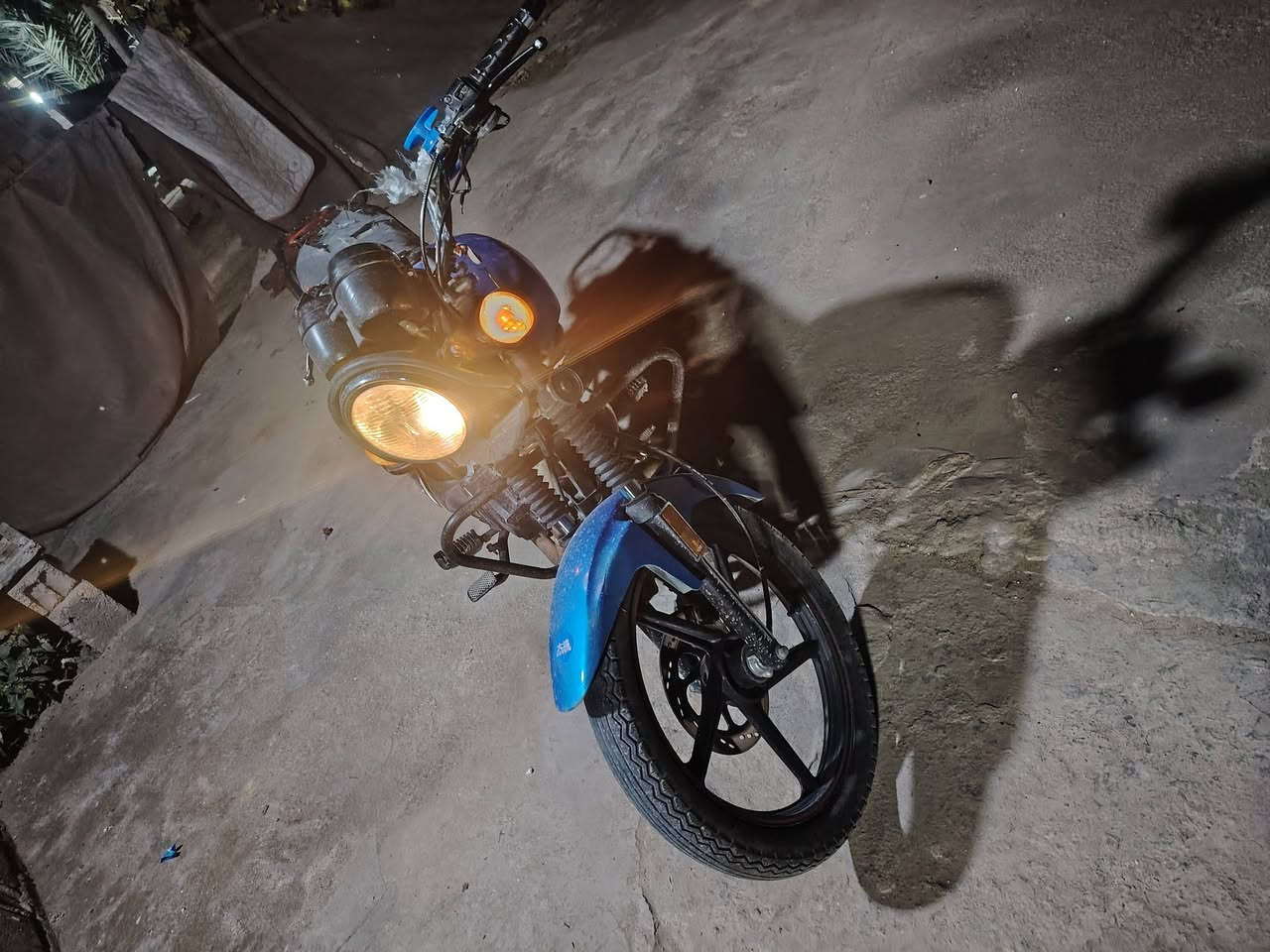 دايوان للبيع كلك
موديل ٢٣ مكينه ٢٠٠
نضيفه فول
السعر خاص
***********
