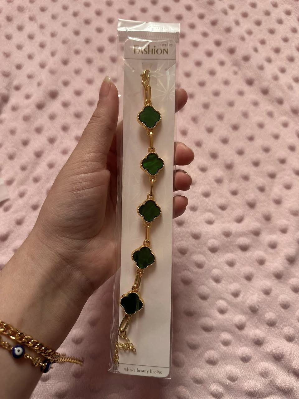 اي قطعة داخل المنشور على الف
يوجد توصيل داخل سبع البور (الف)
رقم/*********** او خاص
