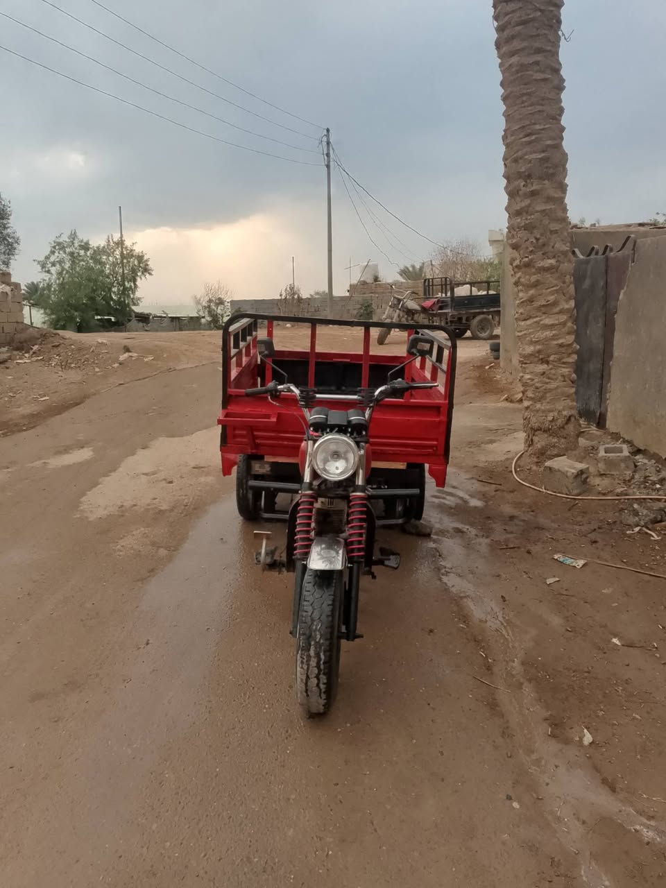 ستوته دايون اوراق كامله تعمير جديد محرك خير من الله شغاله السعر 650 وبيها مجال حق الجيه العنوان بغداد ناحيه الرشيد اليوسفيه ‏‪***********‬‏ للمعلومه كلها شغاله بس عوسها ربط
