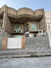 قطاع 34 اصغر قطاع بالمدينة دار للبيع 144 متر  بناء حديث طابقين  الطابق...