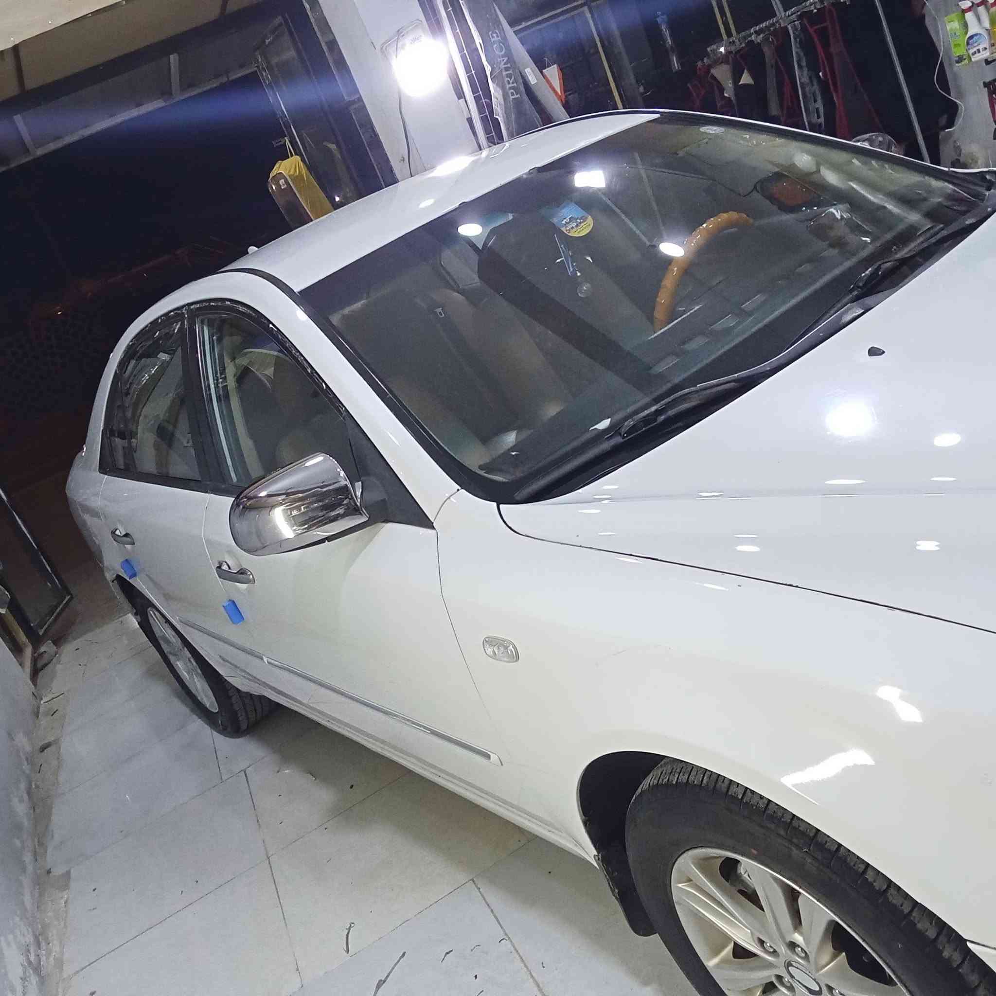 سلام عليكم سوناتا موديل 2009خليجي رقم دهوك بيها 3قطع  تبديل بدون ضرر بيها صبغ بين البابين عكس سايق دون دواخل سياره خير من الله صدر تبريد مكينه كير تخم تايرسياره مال جناي مو بيع وشره دوشمه جديده رقم مجددد @ سعر 110بيها مجال ***********
