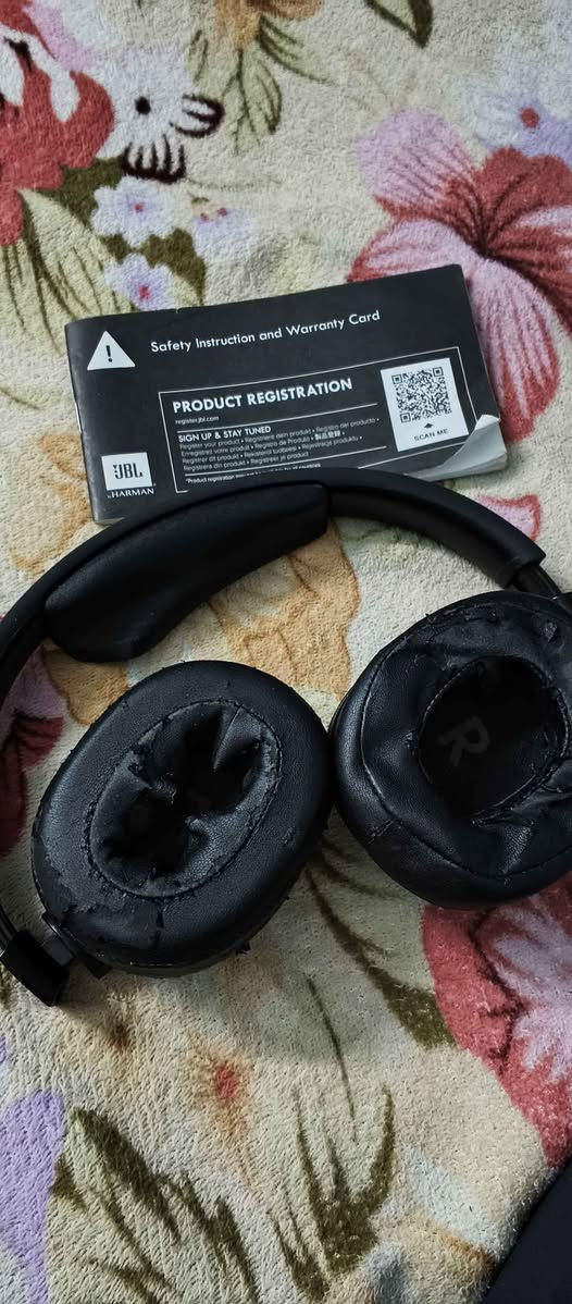 نظيفة جدا بس تبديل اسفنج اشتريها من امريكا 85$ رايدها 50 ويه توصيل بغداد, العراق


**إذا كنت صاحب هذا الإعلان وتريد حذفه لأي سبب، رجاءا أرسل رسالة إلى الدعم الفني**