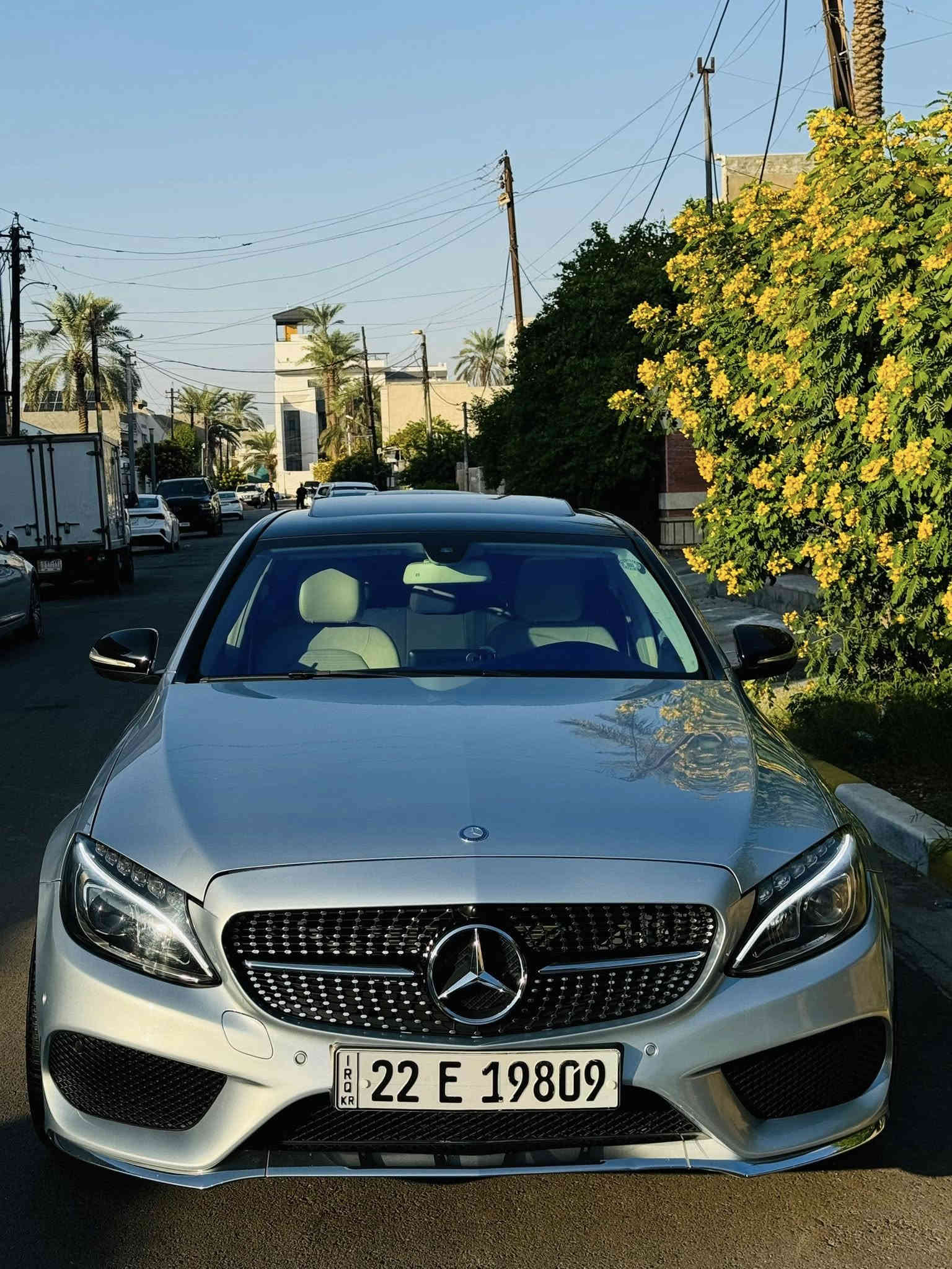 السلام عليكم 
للبيع C Class 2015 BCM(خليجيه وكاله اربيل)
بصمتين
فتحه  (قماره مغلفه ppf اسود)
كامره خلفيه 
بصمه 
داخل بيجي 
بردات خلفيه 
حساس امامي خلفي
دبل ماوس 
لايت عدسه 
بدي AMG 
بك لايت لد 
ويل 19
انضمه قياده 
ماشيه 100 الف كم 
بيها هوايه مواصفات معروفه بهذا الموديل 
السياره كير محرك كهربائيات بوضع الشركه 
برغي ممفتوح بيها (صفر مسج)
بدون نقص بدون حادث بدون تبديل (صبغ جاملغ يسره امامي رش فقط )
مكانها المنصور 
للاتصال ***********
