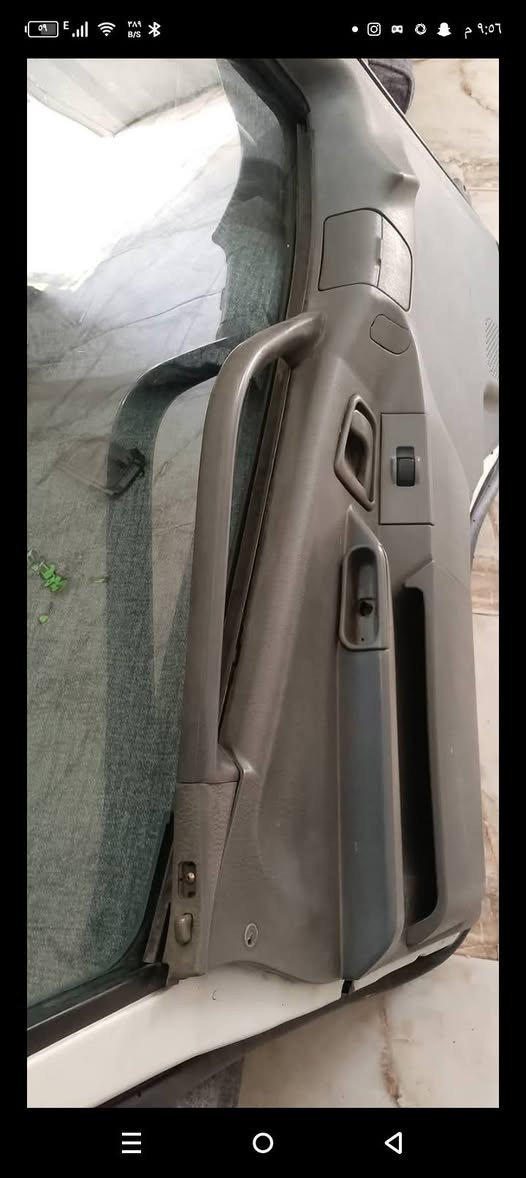 زوج ابواب كنتر بزون 
يسره بلادي يسره بلادي 
جديدات جداً كاملات بدون نقص 
سعر الباب الواحد ٣ ورقات
مكاني بغداد 
الرقم ***********
