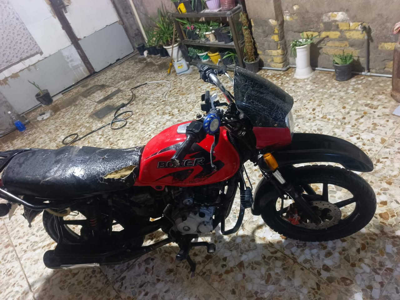 سلام عليكم دراجه بوكسر جبلي للبيع مديل23دراجه عوزه ترتيب بسيط نواقصه قلييله اادراجه اوراق موجودك مكاني حله شارع80كربله للبيع او مراوس السعر والتفاصيل الباقيه خاص او تصل رقمي***********
