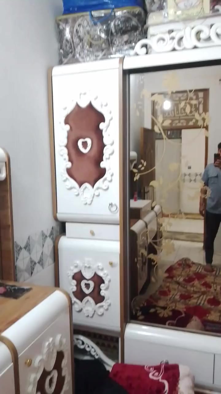 سيد اسماعيل  السعر 950 وبيه مجال رقم ***********
