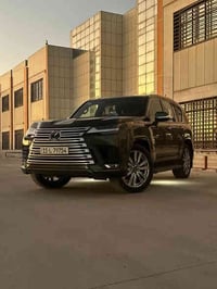 لكزس موديل 2022 LX600 VIP وكالة ساس  اصل  داخل قرميدي  كراسي منفصلة جك...
