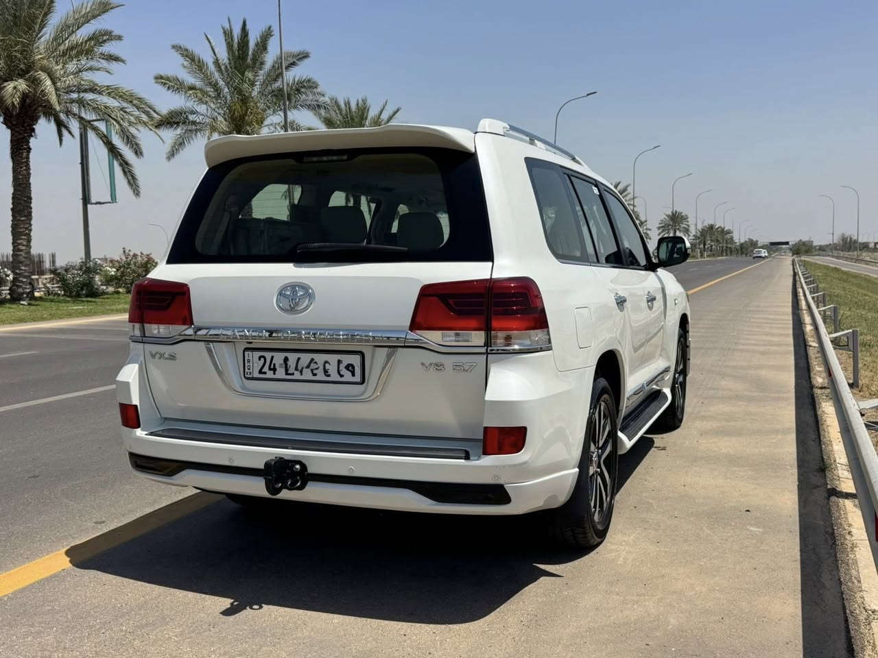 لبيع تيوتا لاند كروز موديل 2018
VxS موصفات

سياره جديده عداد المسافه المقطوعه 122 الف كيلو متر سياره فول موصفات جكات ورادار وكاميرات محيطيه فول مو

صفات

ورقم دهوك ب اسمي تحويل ثاني يوم

سياره مكفوله كفاله عام ما عده شوي صبغ بل بنيد موضوح بل

صوره.

السعر 540 و مجال. رقم الموبايل ***********

=

