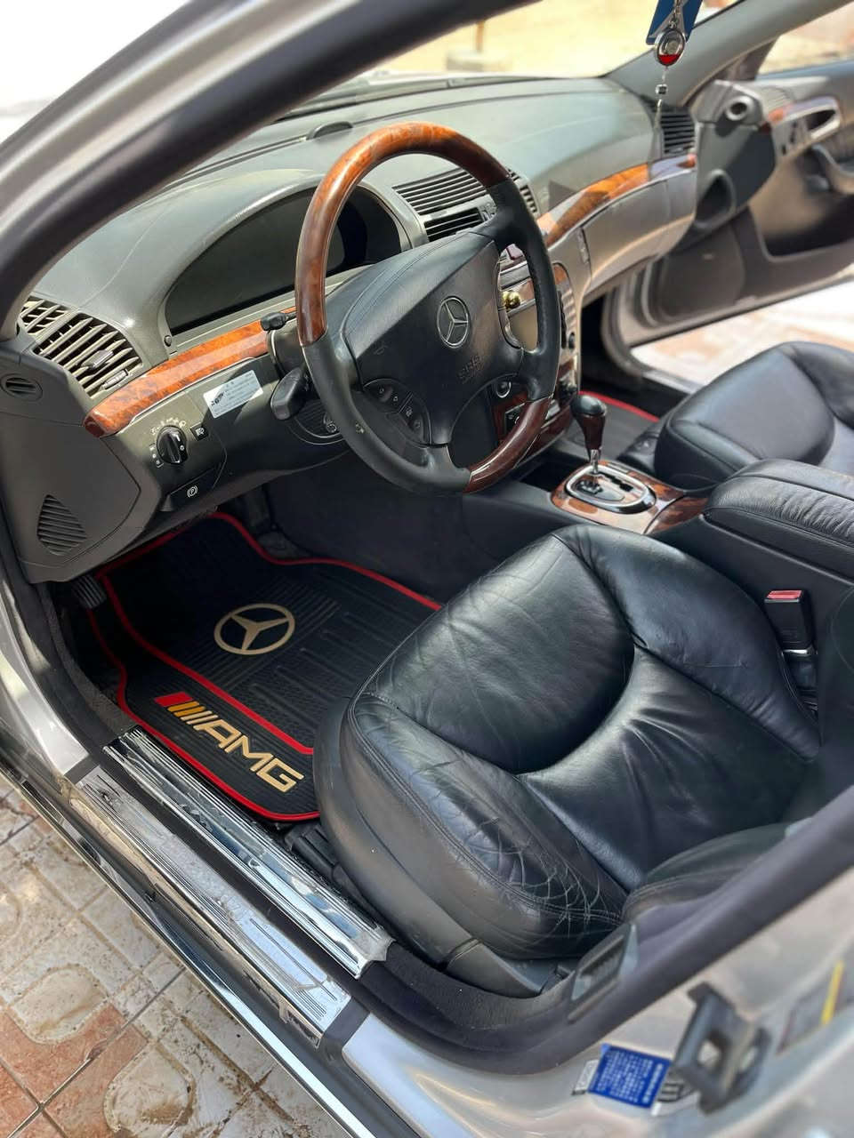 السلام عليكم مارسدس غواصه موديل 2003 S500
لارج باب طويل ميحتاج اشرح مواصفات لان كلهن بيهاا الجناي يعرفهاا رقم كركوك قرار 48 صارلهاا عندي سنتين السياره بعدهاا بريحة الشركه شتريت كوم حديد وبيع هم نفس الشي اتعهد فقط سرقه وعشاير سعر مناسب  مكان بابل الشراي يخابرني ويدلل ***********
