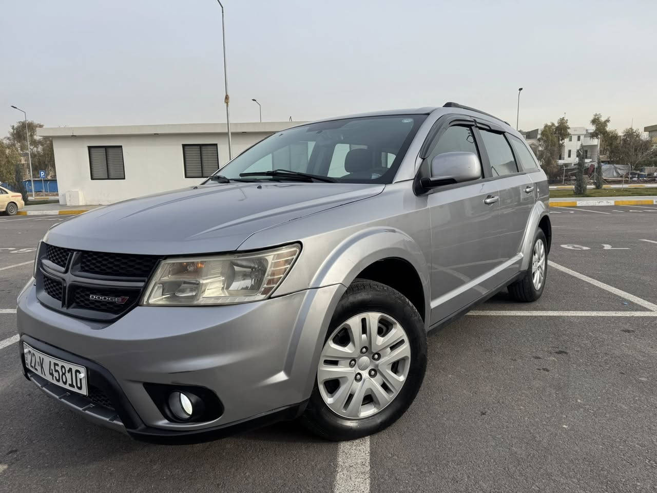 دودج جورني 2017، وارد، قوة ممتازة، سنة جديدة ورقم جديد، أربع تايرات كوري جديد، ثلاث قطع سبوغ، جناح جانبي، ايرباگ سكان، ويا دجبل. السيارة نظيفة وجاهزة للاستخدام، ما تحتاج ولا
٤ سلندر
٥ كوشين
***********

دۆج جۆرنی ٢٠١٧ هەزەی نوێە سەنەوی نوێ رەقەم نوێ چوار تایەی کۆری لەسەرە ٣ پارچە سبوغ لەگەڵ شانی لای سەکن ئیرباگ سوکان لەگەڵ دەژبول
٥ کوشین
٤ پستن
سعری ١٢٠ وەرەقە
