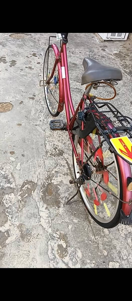 السلام عليكم بايسكل للبيع بناتي حجم 26 لون ماروني عنوان واسط كوت انوار الصدر السعر 85وبي مجال للاستفسار خاص


**إذا كنت صاحب هذا الإعلان وتريد حذفه لأي سبب، رجاءا أرسل رسالة إلى الدعم الفني**