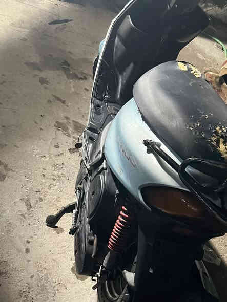 سلام عليكم 
دراجة ماكس قجمة 
دراجة نضيفة شلعة فول 
سعر 300وبيها مجال
***********
