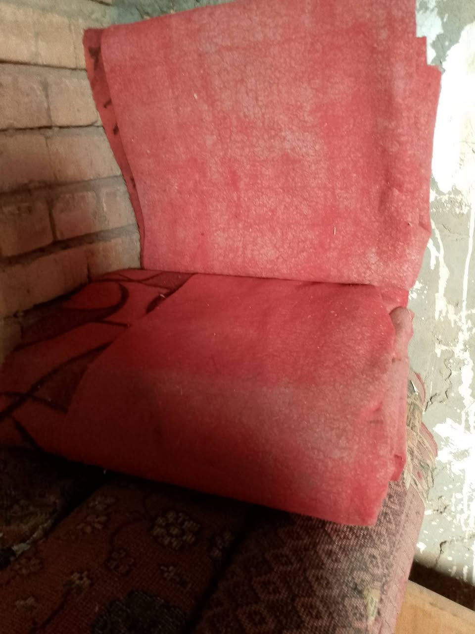 مبرد بل ١٠٠ الف وبيه مجل  هذ ومبرد ثني بل ١٠٠ الف  فراش هذ بل ٢٠ الف مروحت بل ١١  درج بل ١١ ساعه بل ٣ الف  حذيت مستعمل ابيع مجموعات ع الف واحده رجل ونساء وطفل هم  تنور با٣٠ وبيه مجل طباخ بل ٦٠  مكلف بل نشر عبيات بل ١١ الف تفزيوان بل ١٥ الف.  موجود حديده هواي البيع مستعجل   النجف


**إذا كنت صاحب هذا الإعلان وتريد حذفه لأي سبب، رجاءا أرسل رسالة إلى الدعم الفني**