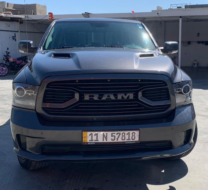 دوج رام كلاسك
1500/2018/ 8سلندر / 5.7 /4x4
باب طويل بدي قصير 
رقمهة بغداد ب اسمي 
موقع /ديالى بعقوبة 
رقم الهاتف : ***********

