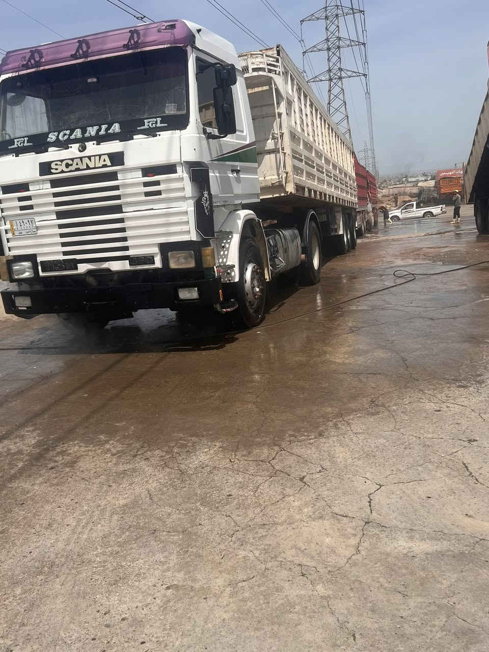 سكانيا ١٣ موديل ٩١.  محرك ١٢ ونص
كير مكينه اكسن كله شرط سيارة جوا الشغل هي والعيربانه رقم صلاح الدين أنا الشرعي تحويل فقط . مكاني موصل ***********
