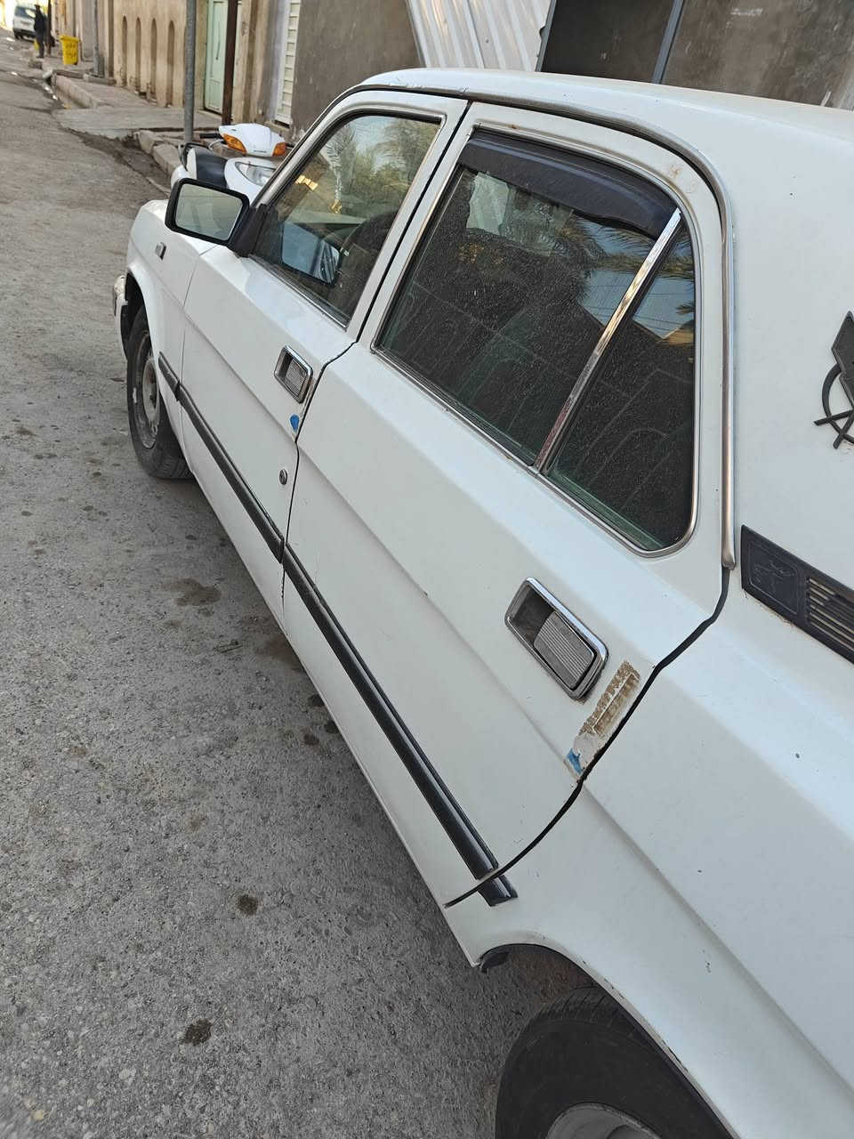 السلام عليكم ،فولكا للبيع مديل 2003  رقم بغداد  سنويته جديدة. محرك وكير ونجي  
تبريد نقص كمبريسر فقط تخم تاير حداديه نضيفه   مصبوغ جمالية  السعر 35  
مكاني كوت 
مداور ثاني يوم 
رقمي ***********
غير متواجد فيس
