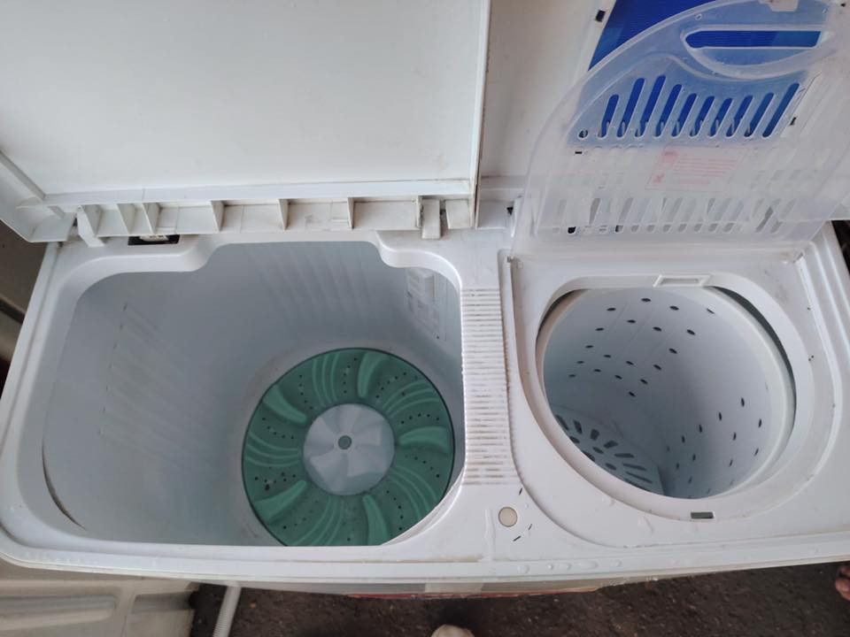 غساله نوع توشيبا حجم وسط شغاله غسل مع تنشيف مستخدمة شي قليل السعر٨٠
‭٠٧٨٢ ٣٦٩ ١٢١١‬
الضلوعيه الناحيه
