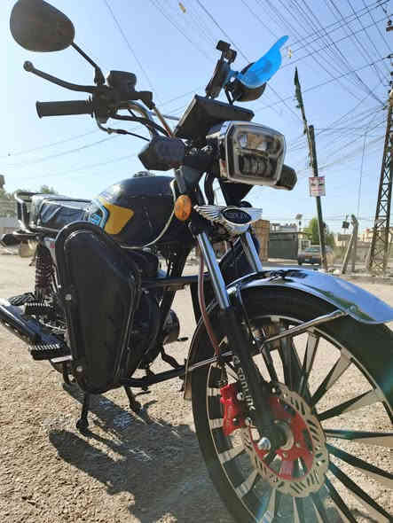 السلام عليكم دراجه 5 كير موديل 2025 دراجه صارلي شهرين من ماخذه مكاني بغداد سعرها 750 وبيها مجال للطيبين دراجه جيب اي فيتر وياك وافحص كلشي شغال بيها اي نقص مابيها الله شاهد ومامتعبها جنايها بس صار عندي شغله واريد ابيعها
***********
