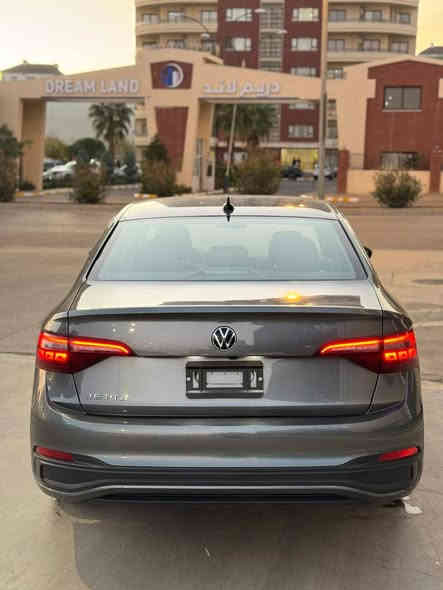 ڤۆڵگسواگن جيتا  2024 مواسه فات S 
شاشه كاميرا رادار بريك به سمه
 گيچ ئه لكتروني ئوتو هولد لايت ليد 
زور مواسه فاتي تر
 ته حديد سورعه
 سه ياره كه چه مه له خو ده ر گا بوياخه 
له گه ل دوو په له بي ناو گرتن بي ئرباگ  

سعر : لە کۆمێنت داوای بکە ڕاستەوخۆ بۆت دێت 📥 

پيشو دواي كه پسه شوختو چالي نيه 
ره قه م شانصيم داناوه

ژمارەی خاوەنەکەی 
***********
