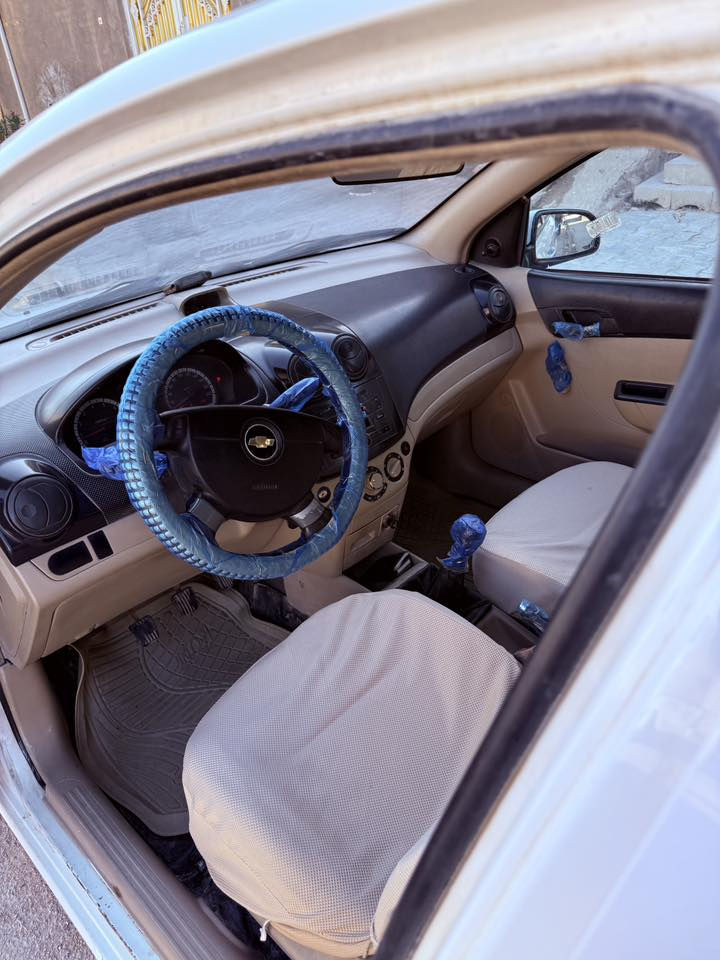 افيو خليجي ٢٠١١ مفتوح كير عادي  
ومكينة مكفولة سيارة نضيفة 
للتفاصيل التواصل
***********
