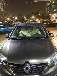 رينو سمبول ٢٠١٩ ماشية ٦٦ الف   مكفولة من كل النواحي   بيها طخات خفيفة ...